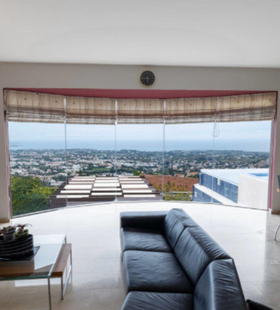5 bedrooms Villa in Pegeia, Paphos, Cyprus No. 61481