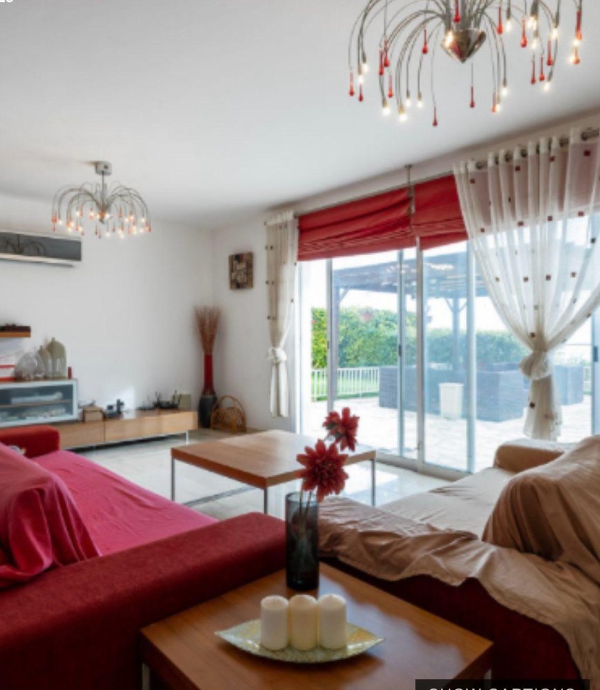 5 bedrooms Villa in Pegeia, Paphos, Cyprus No. 61481