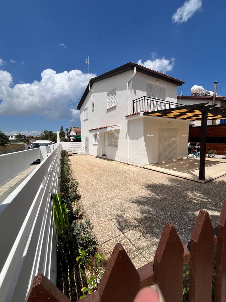 3 bedrooms Villa in Pervolia, Larnaka, Cyprus No. 61364