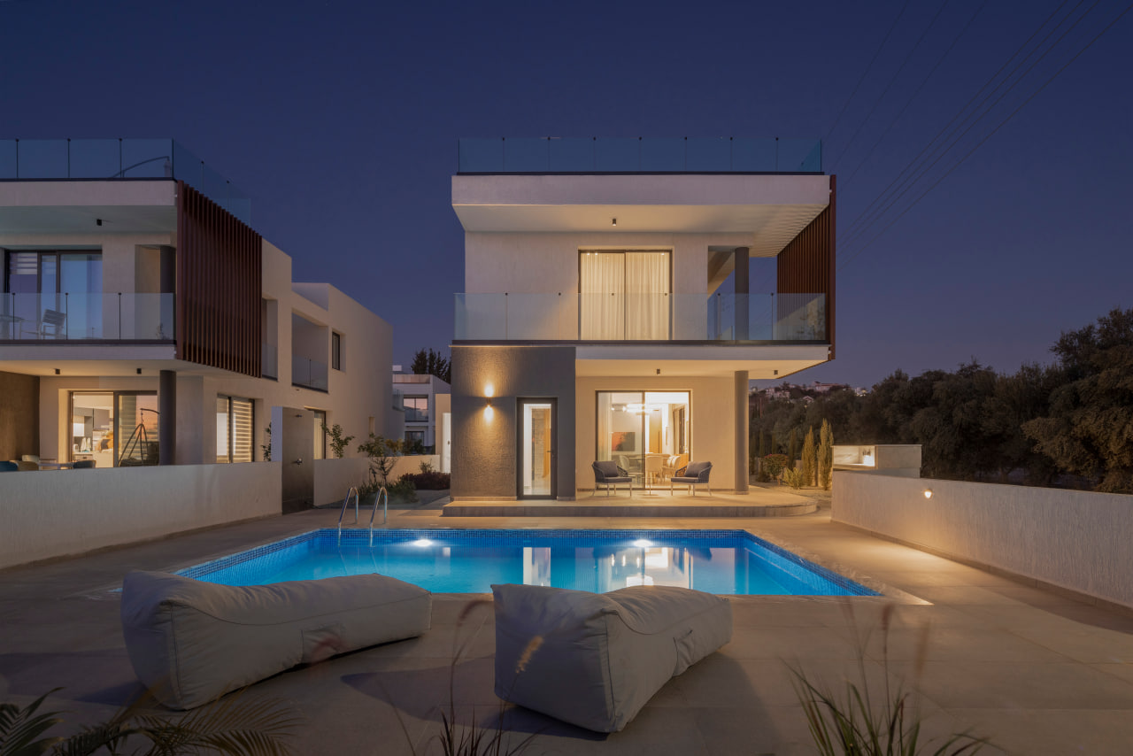 4 bedrooms Villa in Paphos, Cyprus No. 64594