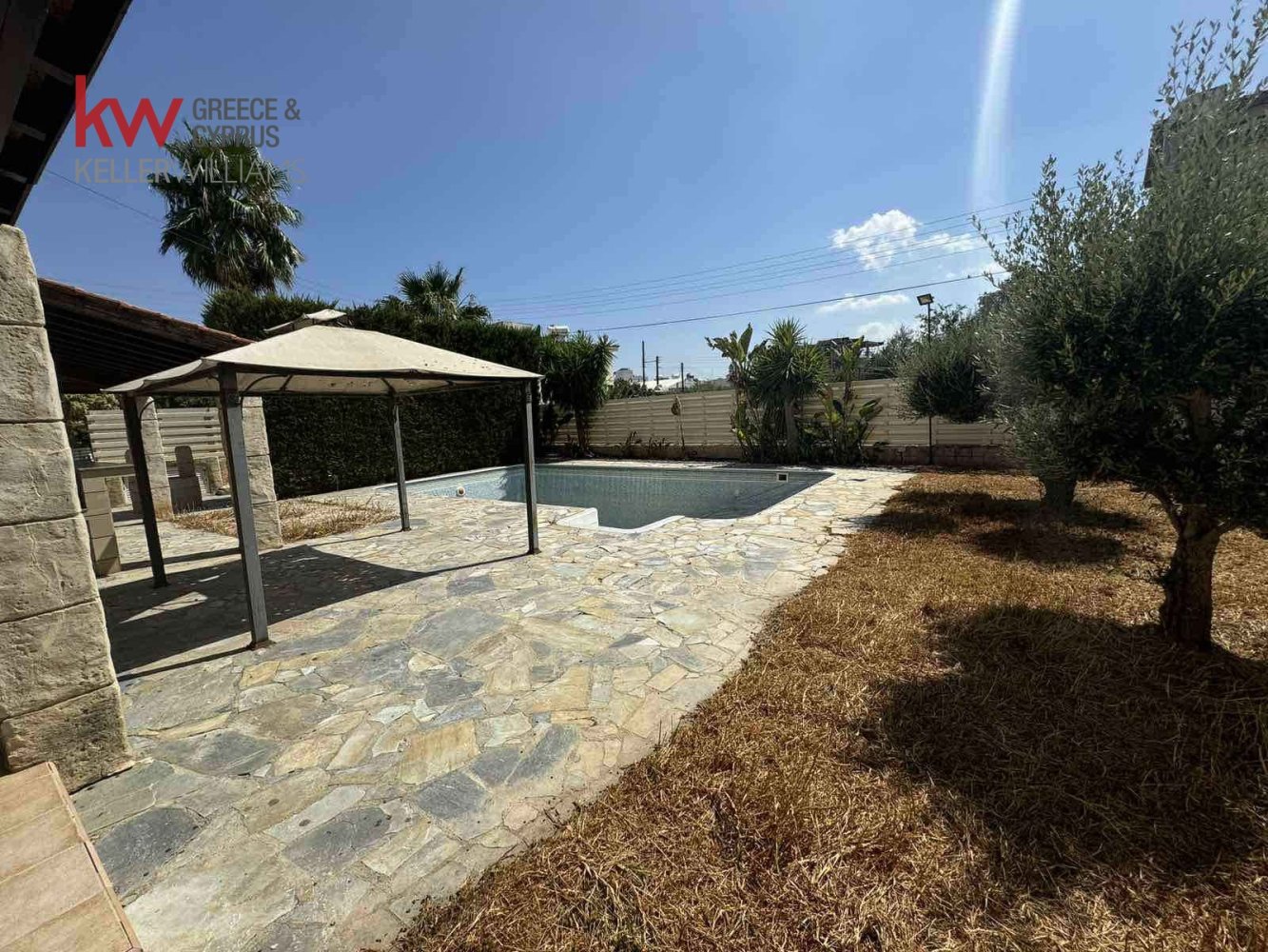 5 bedrooms Villa in Latsia, Nicosia, Cyprus No. 40574