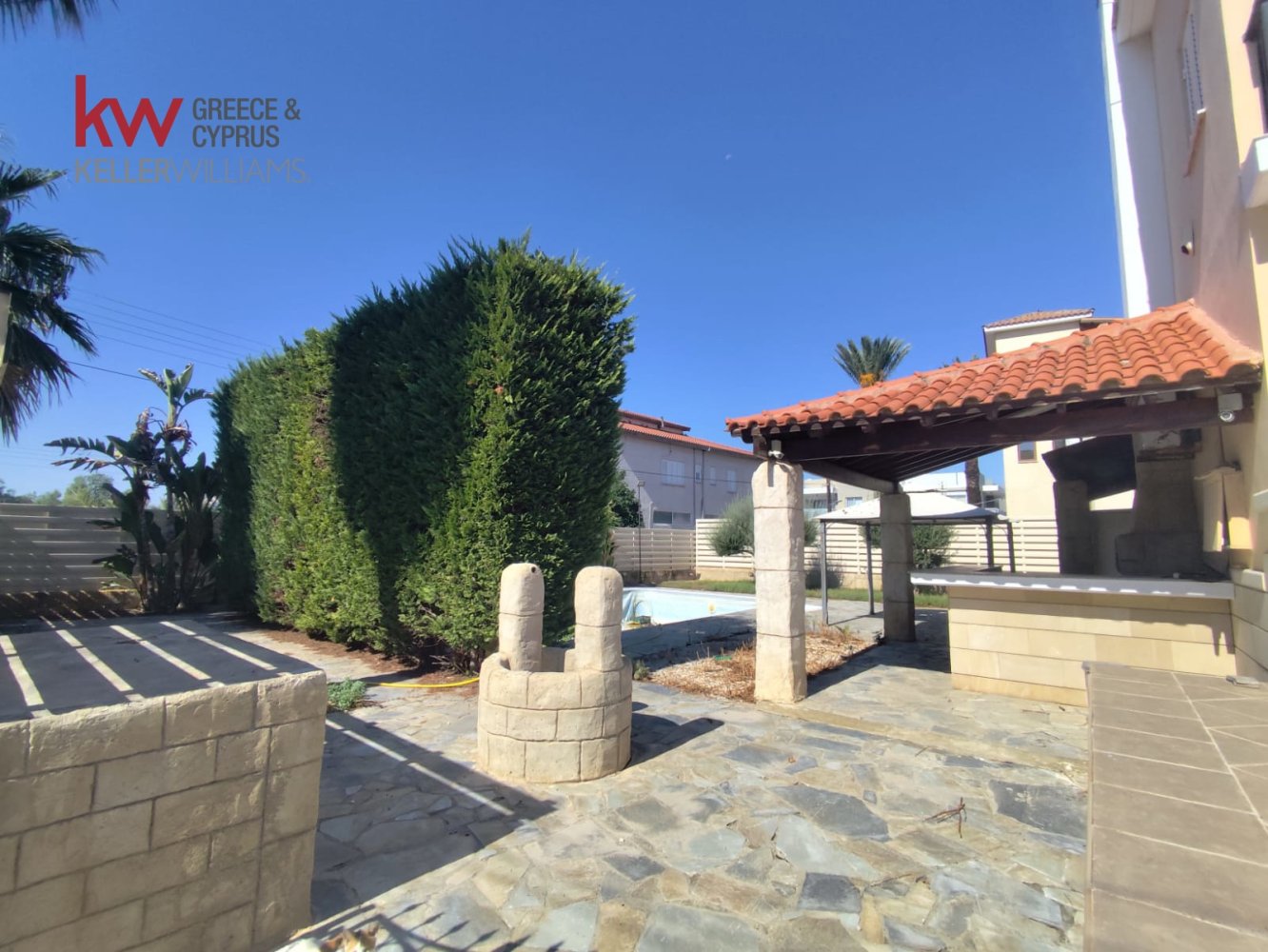 5 bedrooms Villa in Latsia, Nicosia, Cyprus No. 40574