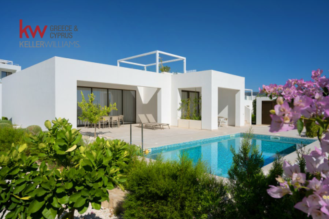 3 bedrooms Villa in Pegeia, Paphos, Cyprus No. 60753
