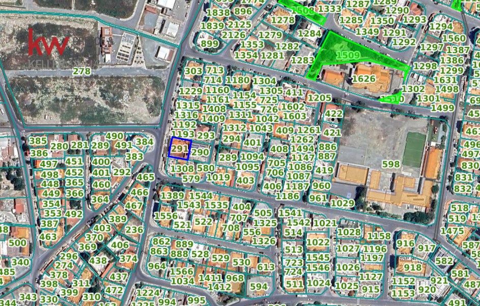 477m2 Terrain à Larnaca, Larnaka, Chypre No. 40318