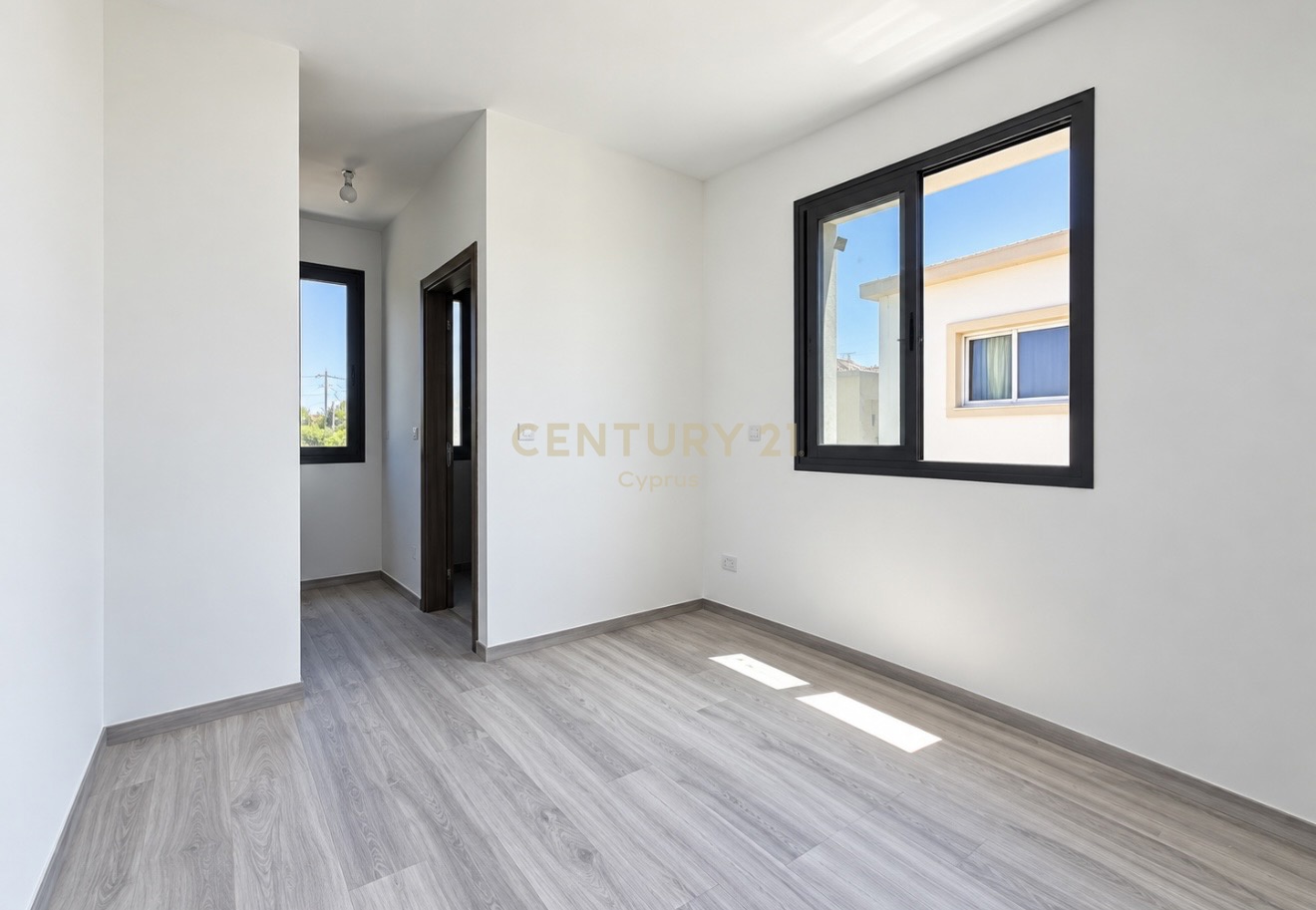 2 bedrooms Apartment in Livadia, Larnaka, Cyprus No. 58856