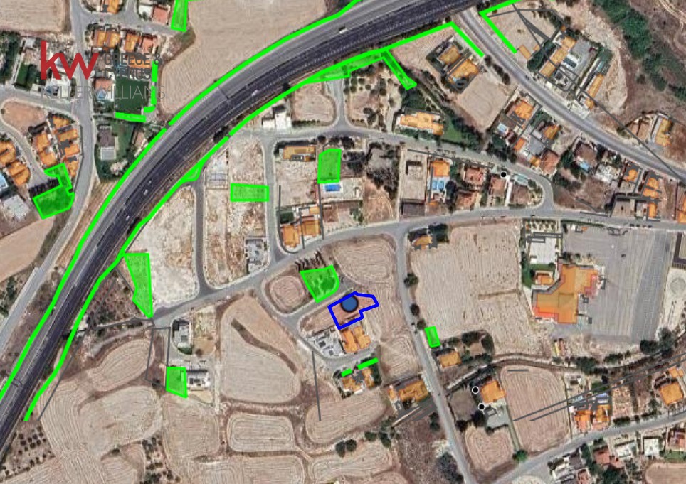 704m2 Land in Aradippou, Larnaka, Cyprus No. 40023