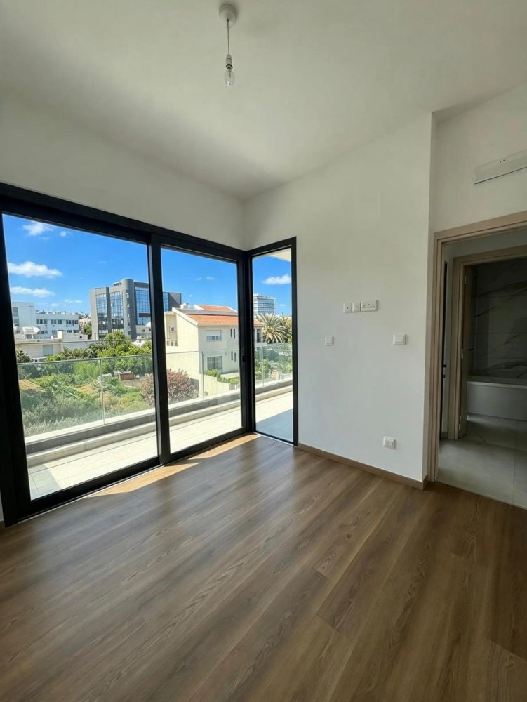 2 bedrooms Apartment in Germasogeia, Limassol, Cyprus No. 62300