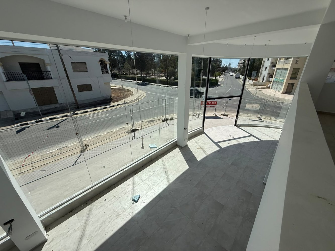 330m2 Local comercial en Paphos, Chipre No. 61052