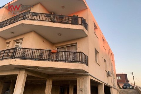 649m2 Edificio en Paphos, Chipre No. 61146