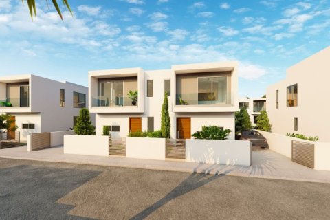3 bedrooms Townhouse in Mandria, Paphos, Cyprus No. 60480
