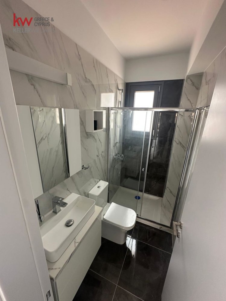 2 bedrooms Apartment in Larnaca, Larnaka, Cyprus No. 40194