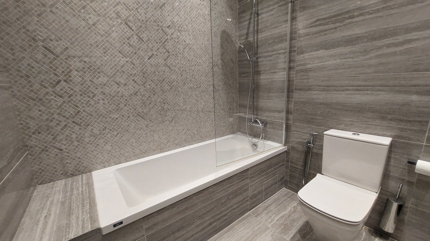 3 bedrooms Apartment in Agios Tychonas, Limassol, Cyprus No. 61998