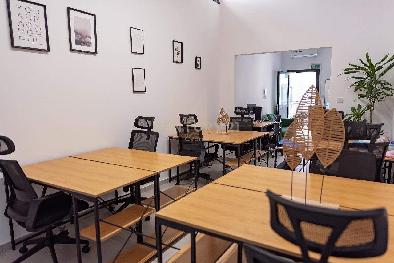 170m2 Oficina en Limassol, Chipre No. 58904