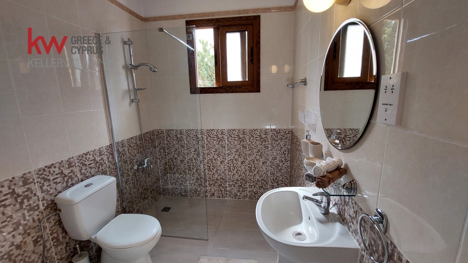 8 dormitorios Edificio en Paphos, Chipre No. 61288