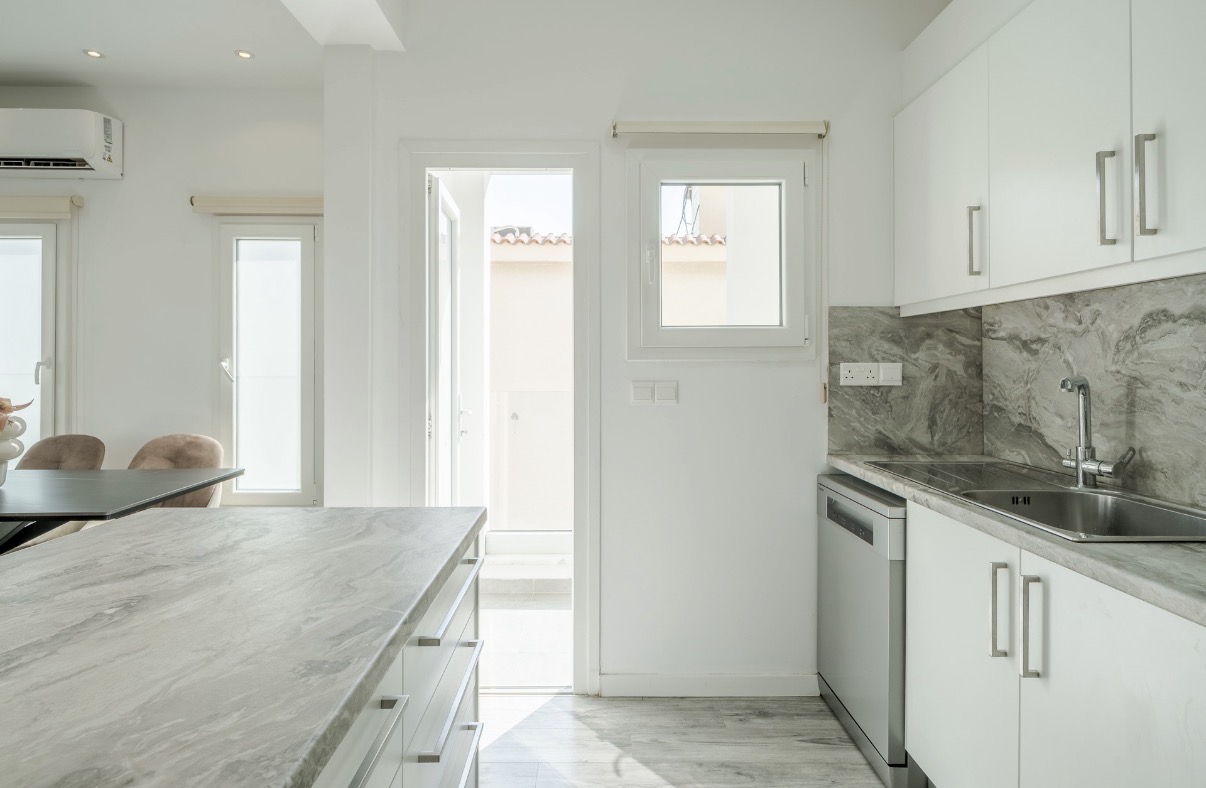 6 bedrooms Building in Ekali, Limassol, Cyprus No. 62124