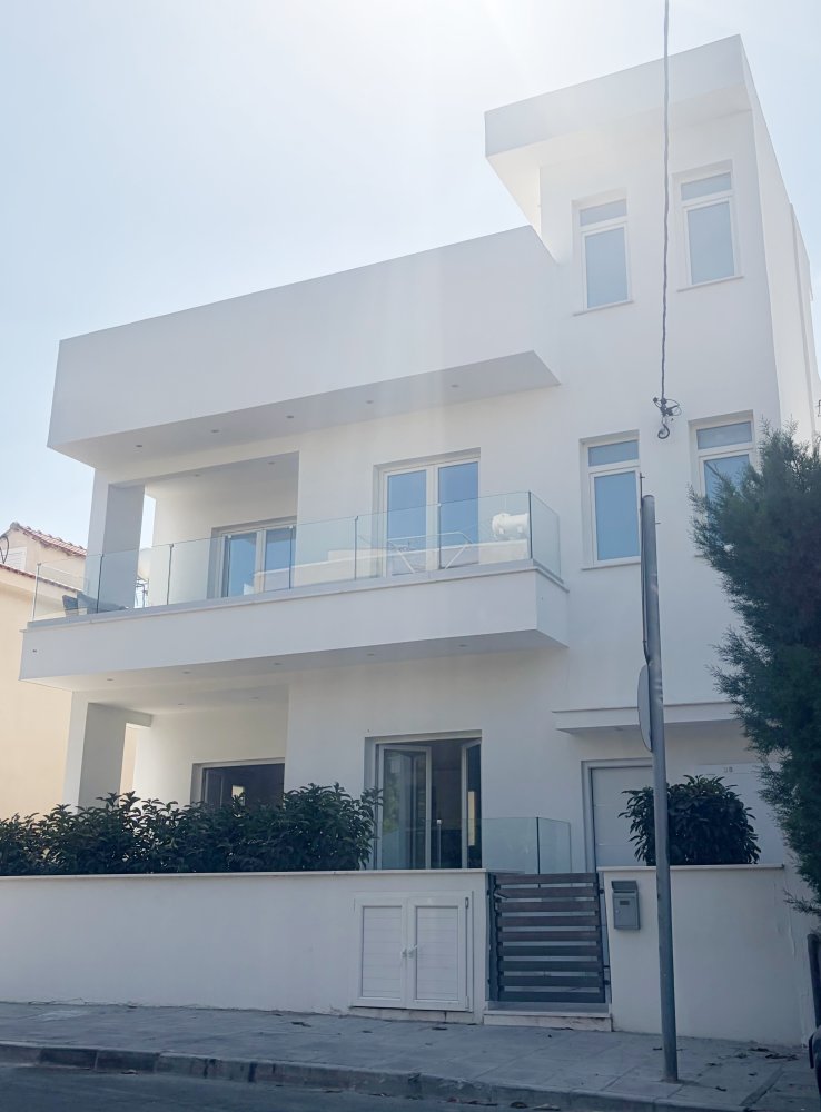 6 bedrooms Building in Ekali, Limassol, Cyprus No. 62124