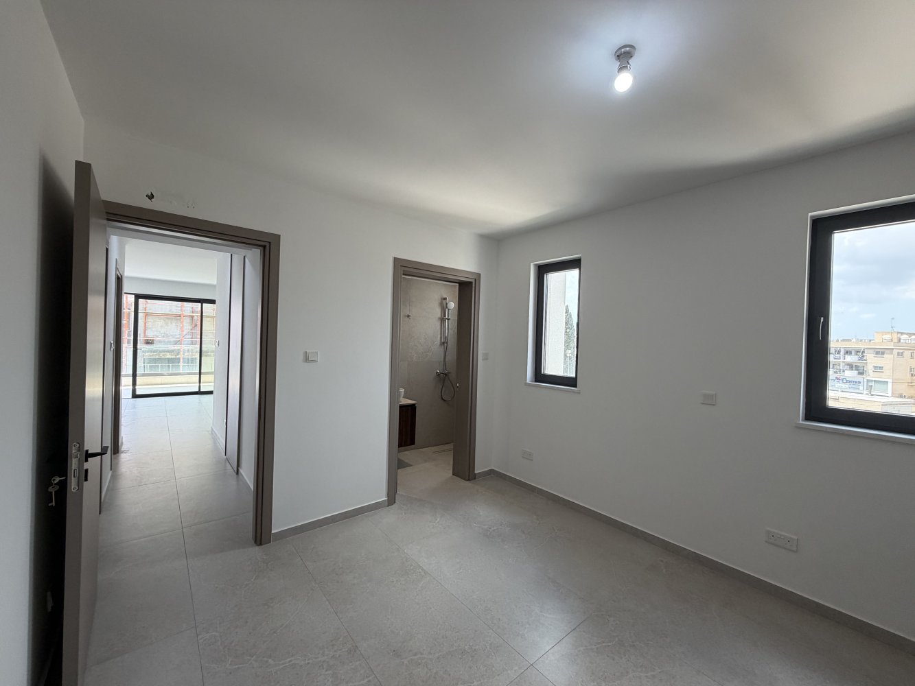 2 bedrooms Apartment in Larnaca, Larnaka, Cyprus No. 62296