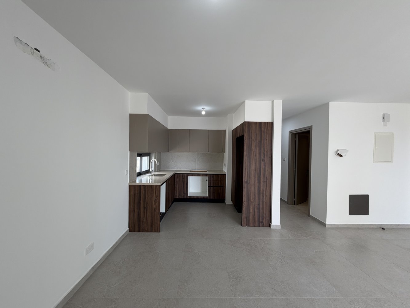 2 bedrooms Apartment in Larnaca, Larnaka, Cyprus No. 62296