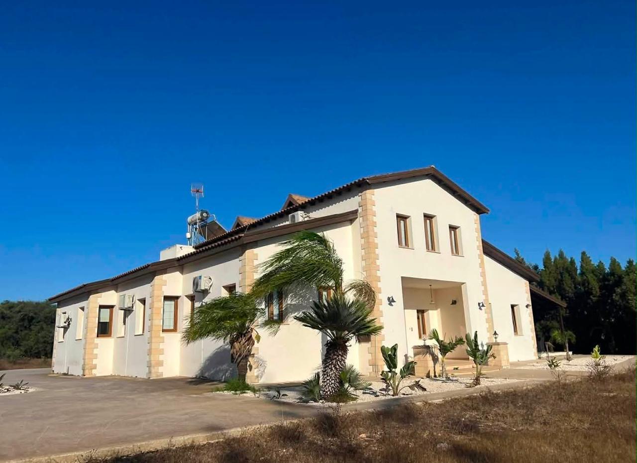 5 bedrooms Townhouse in Ayia Napa, Ammochostos, Cyprus No. 62792