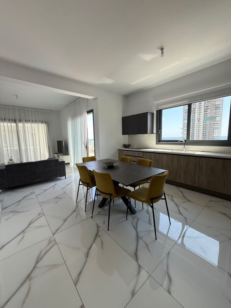 3 bedrooms Apartment in Germasogeia, Limassol, Cyprus No. 62034