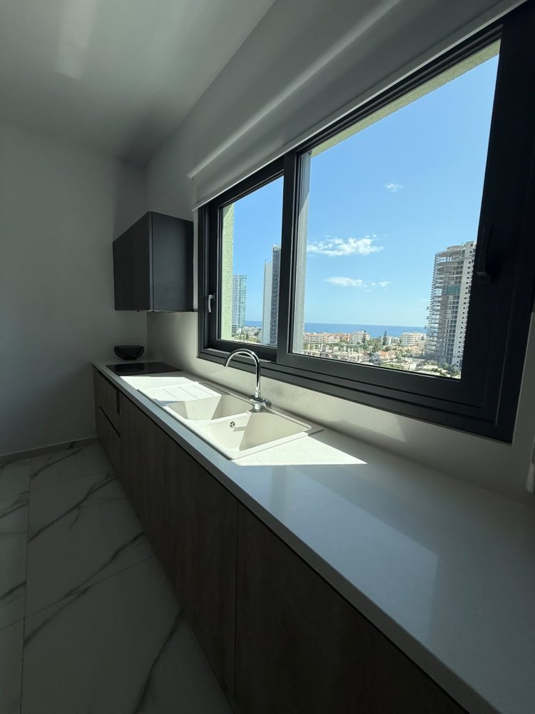 3 bedrooms Apartment in Germasogeia, Limassol, Cyprus No. 62034