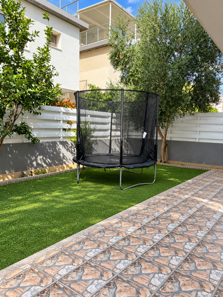 4 bedrooms Villa in Kato Polemidia, Limassol, Cyprus No. 62794