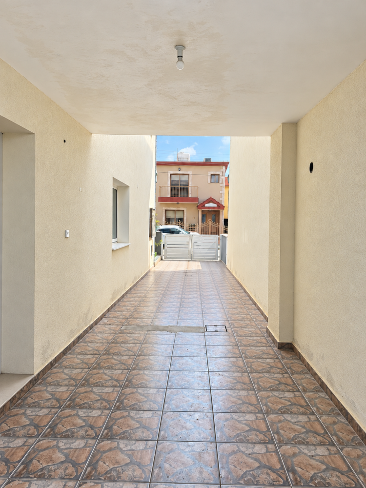 4 bedrooms Villa in Kato Polemidia, Limassol, Cyprus No. 62794