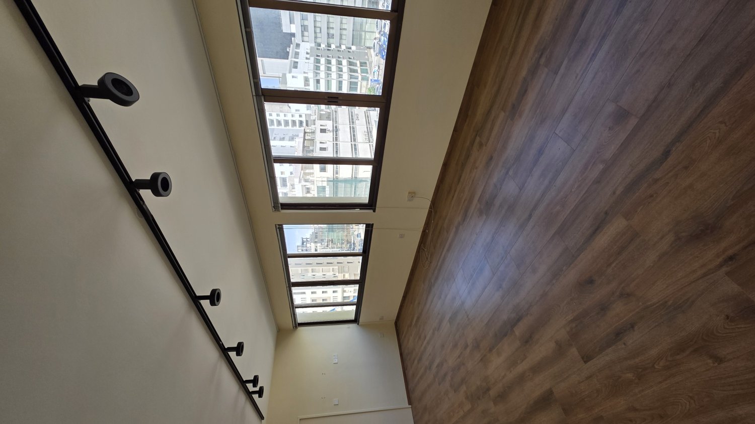 107m2 Office in Nicosia, Cyprus No. 52506