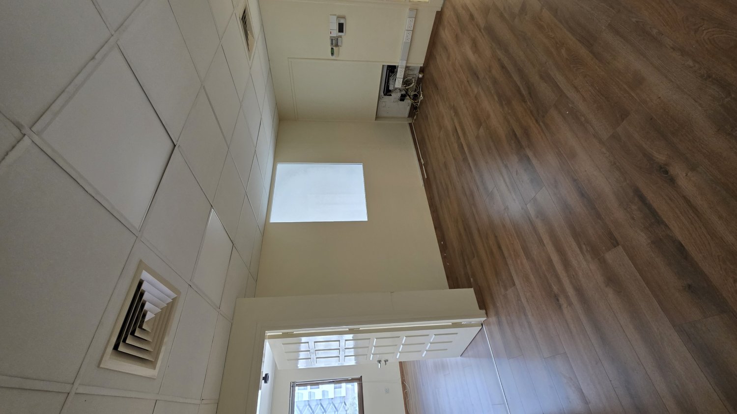 107m2 Office in Nicosia, Cyprus No. 52506
