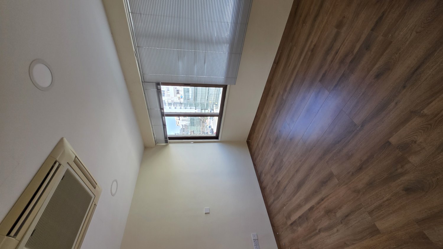 107m2 Office in Nicosia, Cyprus No. 52506
