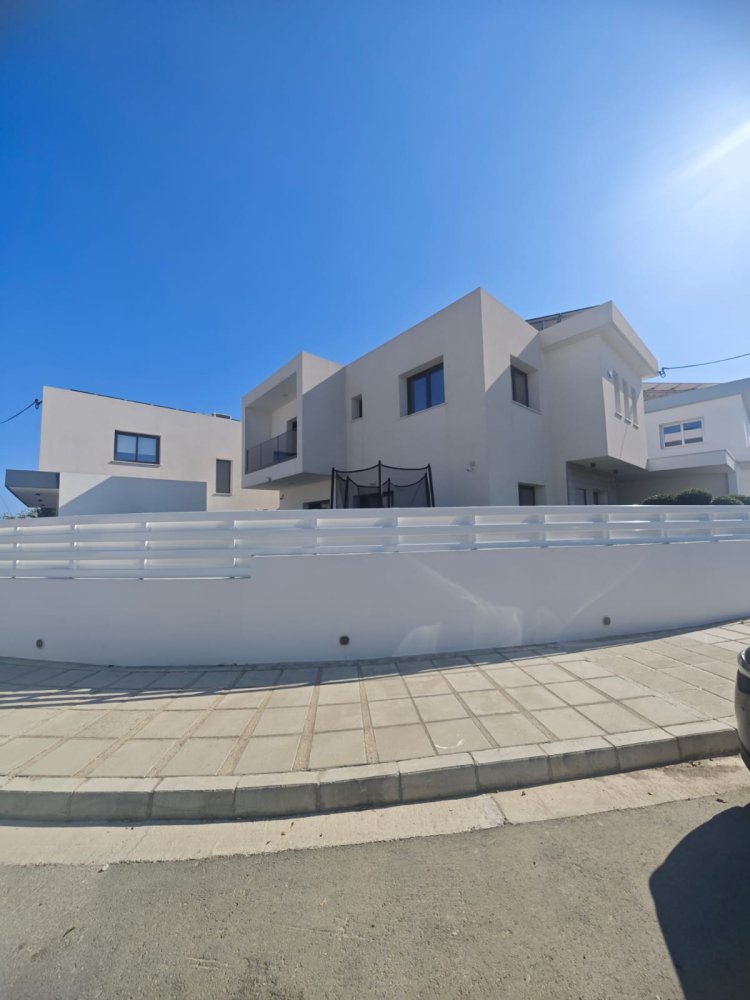 3 bedrooms Villa in Aradippou, Larnaka, Cyprus No. 62639