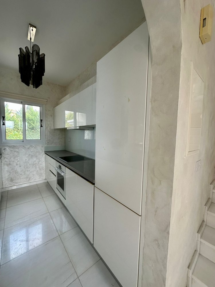 4 bedrooms Villa in Argaka, Paphos, Cyprus No. 62291