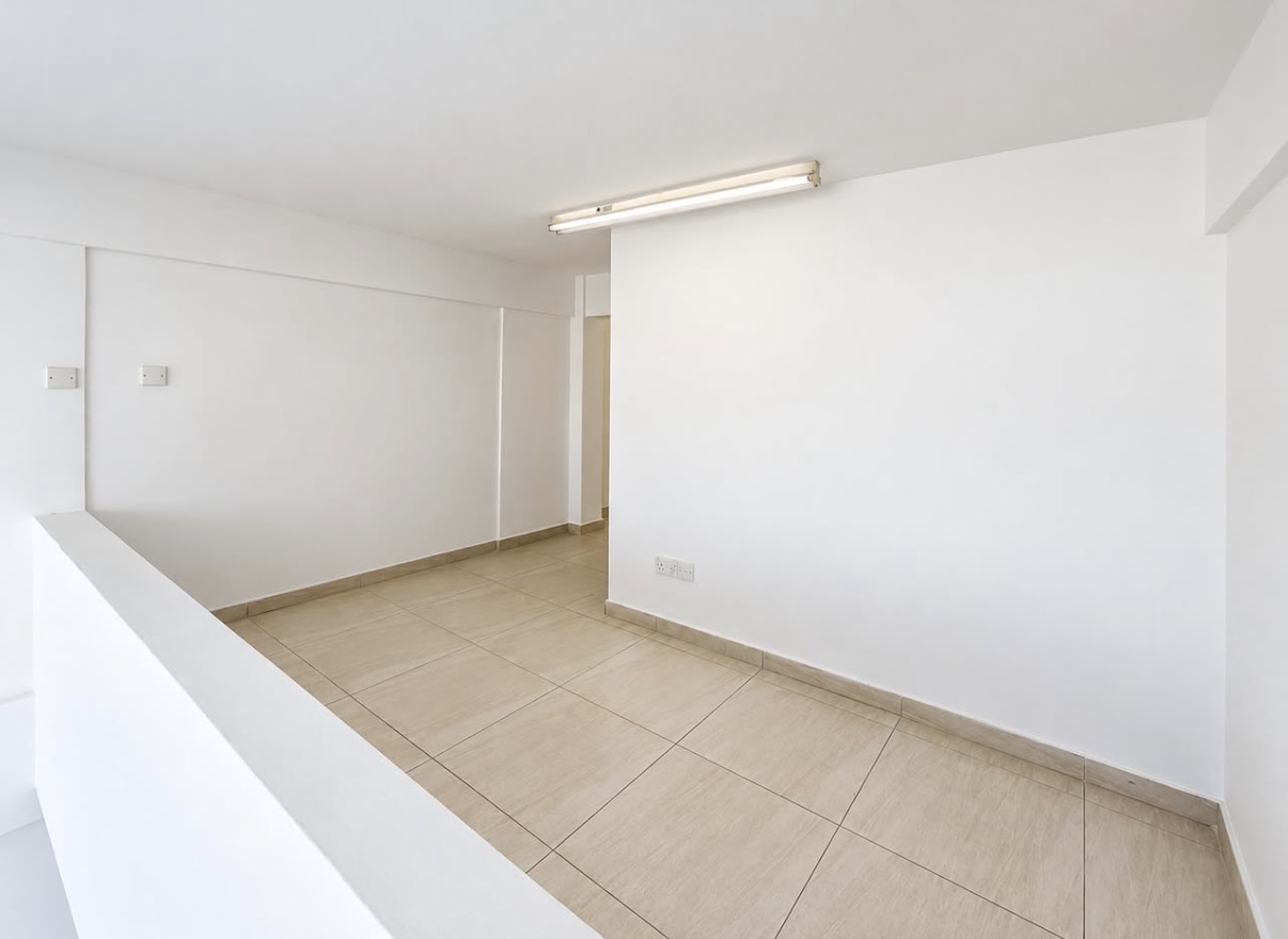 61m2 Commercial property in Larnaca, Larnaka, Cyprus No. 62202