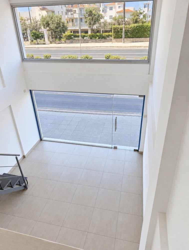 61m2 Commercial property in Larnaca, Larnaka, Cyprus No. 62202