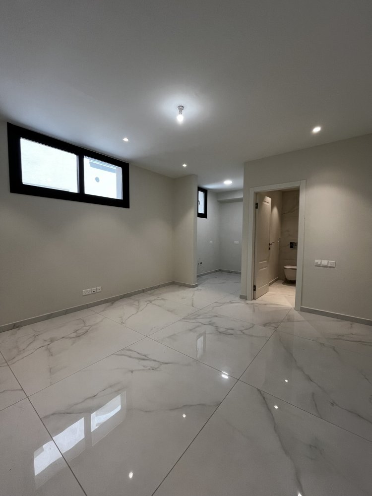 4 bedrooms Villa in Zygi, Larnaka, Cyprus No. 62942