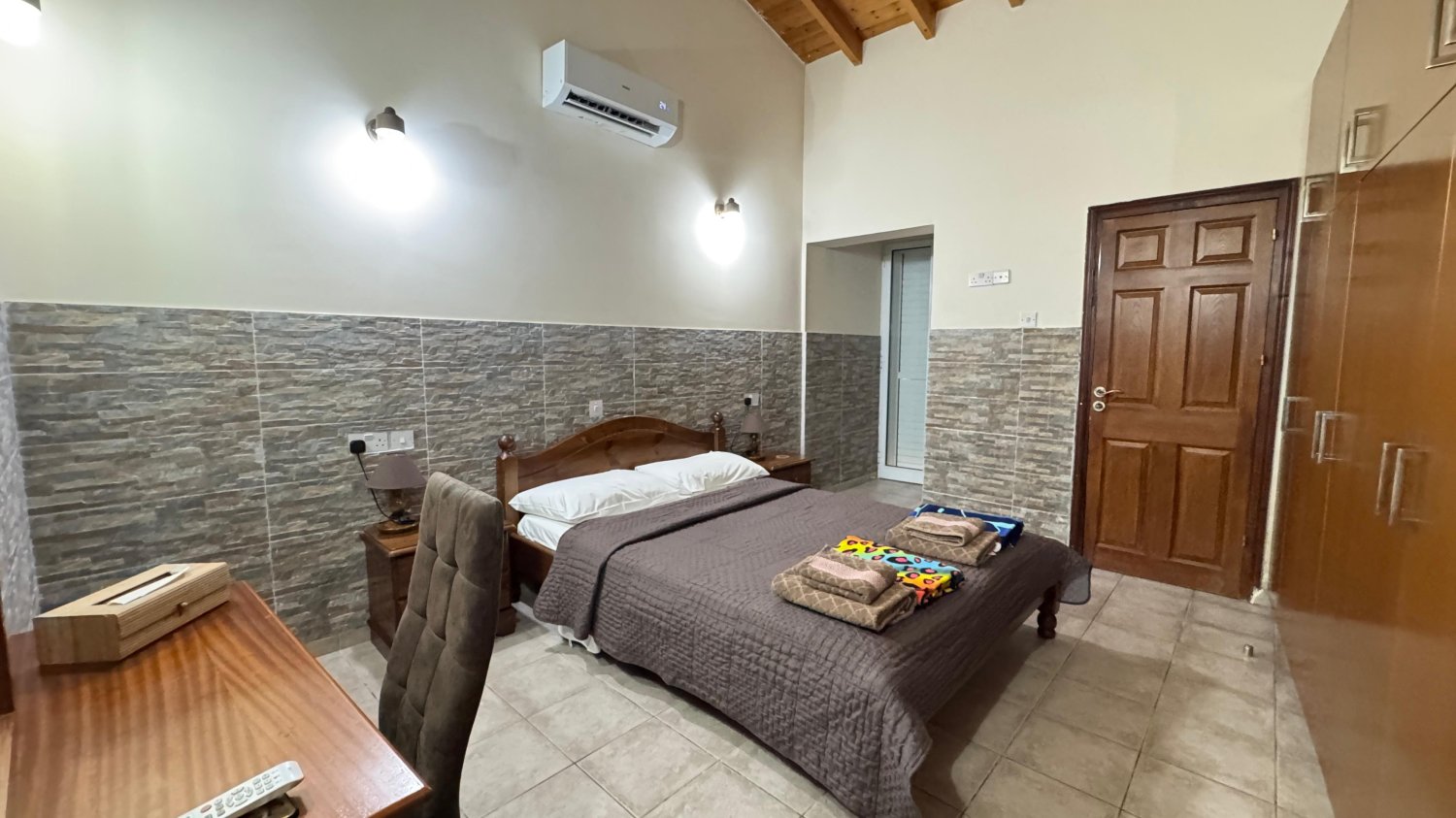 2 bedrooms Bungalow in Larnaca, Larnaka, Cyprus No. 62320