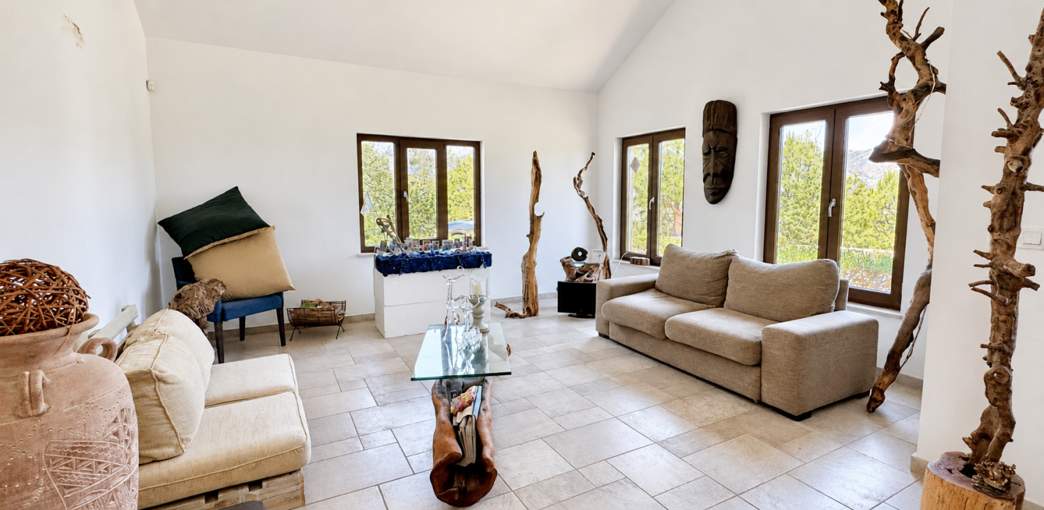 5 bedrooms Villa in Akrounta, Limassol, Cyprus No. 62596