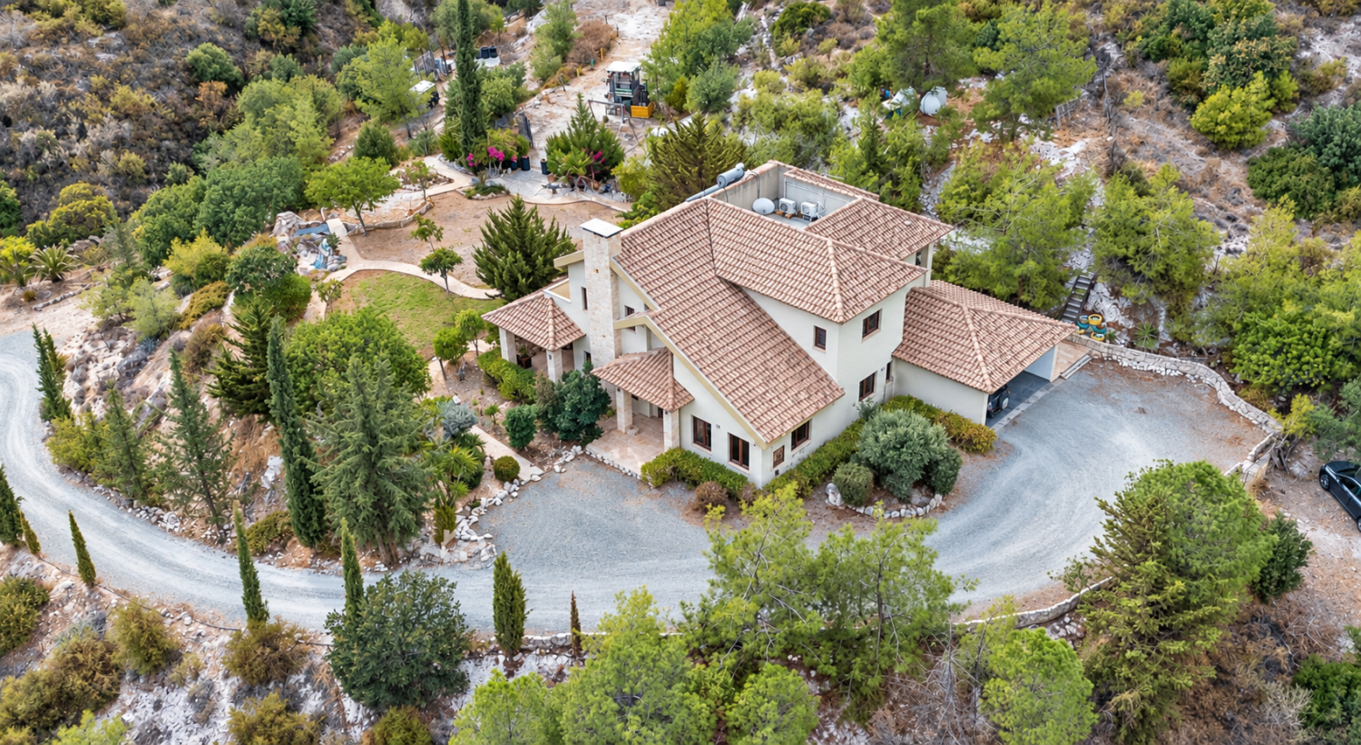 5 bedrooms Villa in Akrounta, Limassol, Cyprus No. 62596