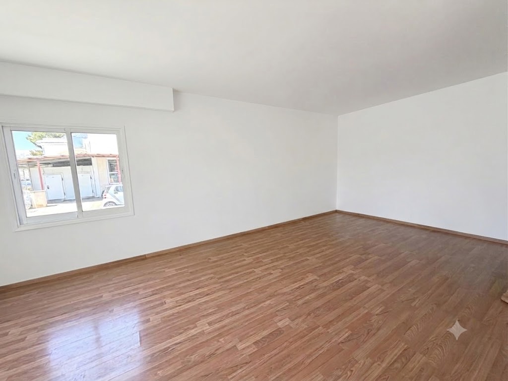 4 rooms Commercial property in Limassol, Cyprus No. 60826