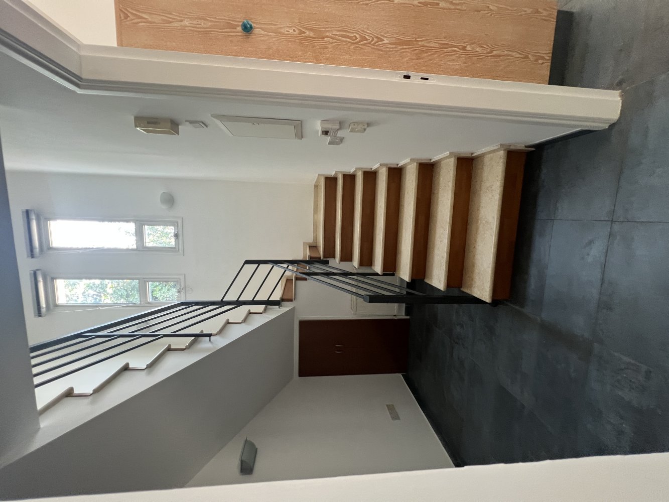 6 bedrooms Villa in Strovolos, Nicosia, Cyprus No. 61431