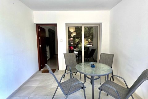 Квартира с 2 спальнями в Менеу, Ларнака, Кипр № 40084