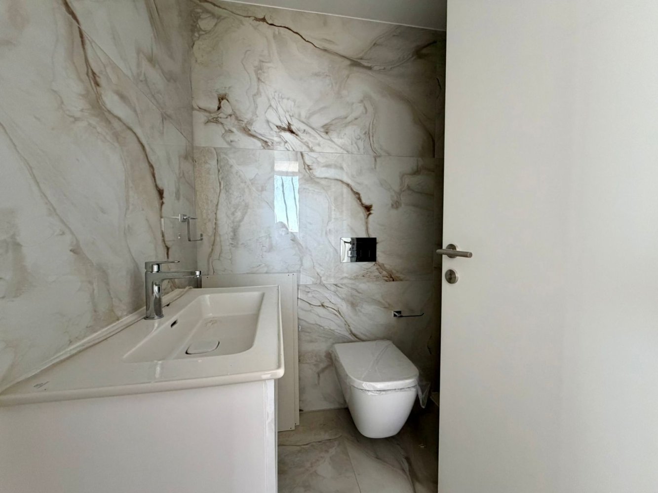 Квартира с 2 спальнями в Ларнака, Кипр № 60984