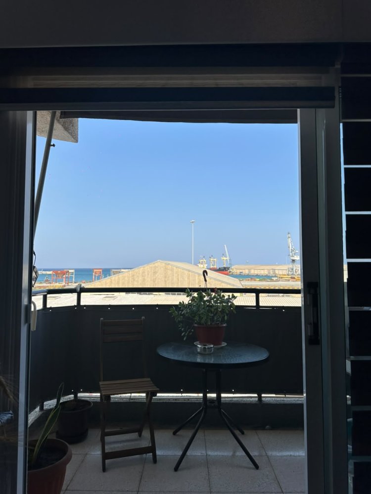2 bedrooms Apartment in Larnaca, Larnaka, Cyprus No. 62564