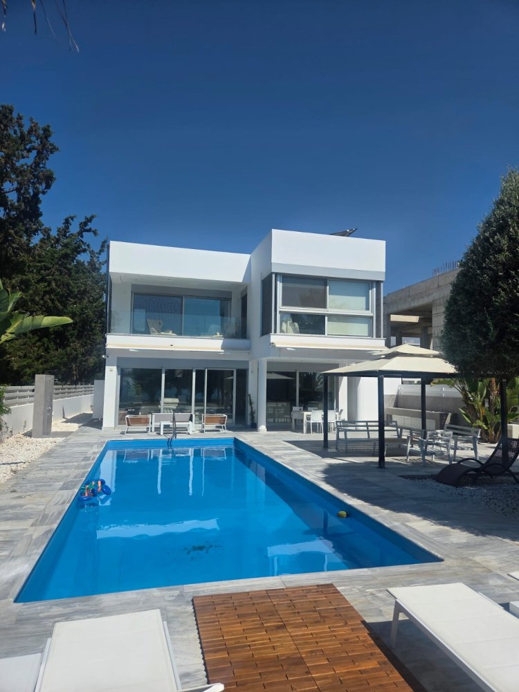 3 bedrooms Villa in Pervolia, Larnaka, Cyprus No. 62101