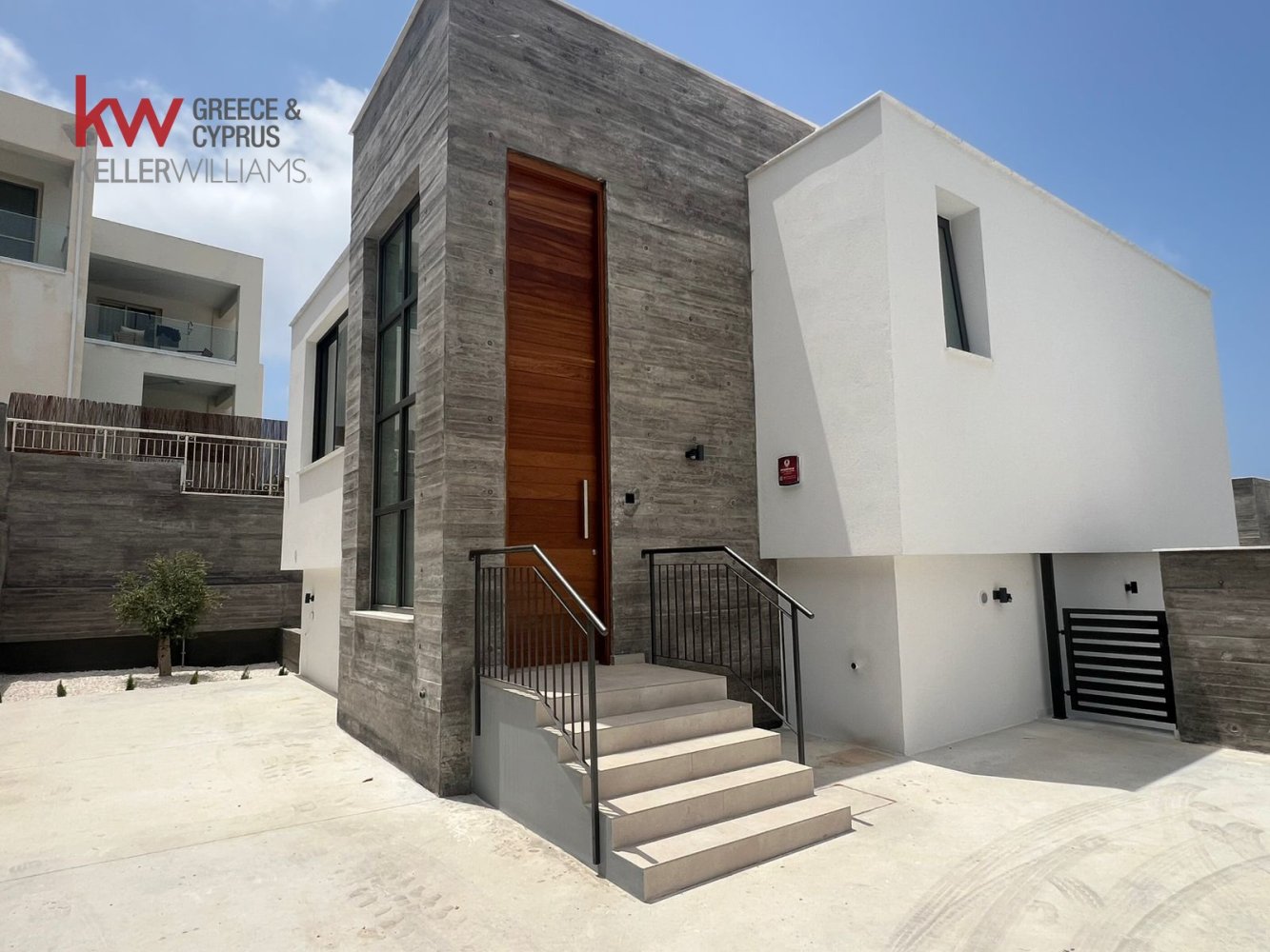 3 bedrooms Villa in Chloraka, Paphos, Cyprus No. 61216