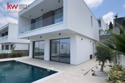3 bedrooms Villa in Chloraka, Paphos, Cyprus No. 61216