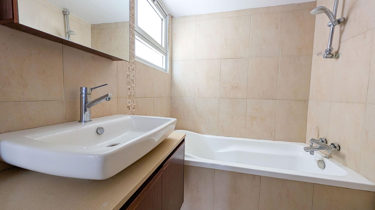 3 dormitorios Apartamento en Nicosia, Chipre No. 62501