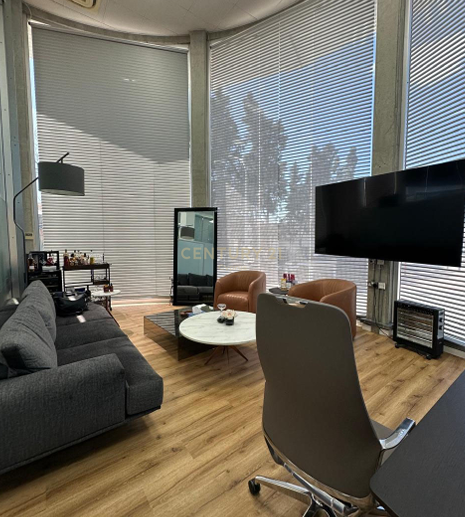 781m2 Oficina en Agios Athanasios, Limassol, Chipre No. 58909