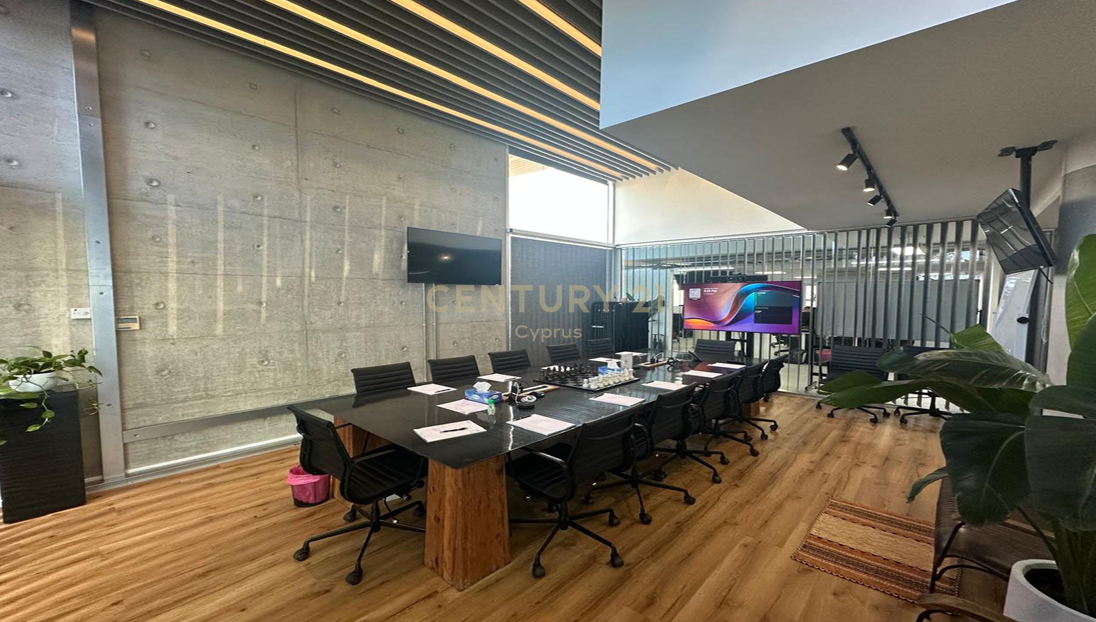 781m2 Oficina en Agios Athanasios, Limassol, Chipre No. 58909