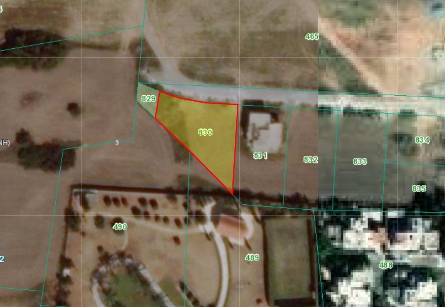 706m2 Terrain à Oroklini, Larnaka, Chypre No. 39658